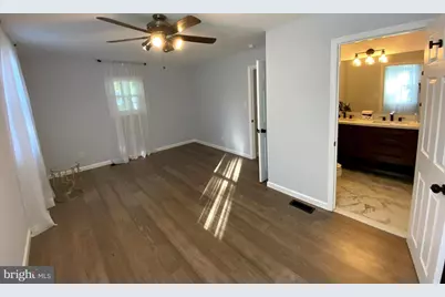 401 Cains Mill Rd, Williamstown, NJ 08094 - Photo 8