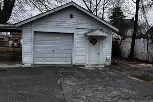 131 N 2nd St, Hammonton, NJ 08037 - Photo 4