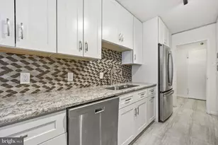101 S Plaza Pl, Atlantic City, NJ 08401 - Photo 12