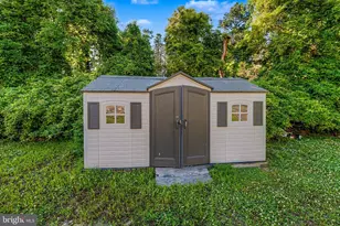 72 S Lisa Dr, Egg Harbor City, NJ 08215 - Photo 32