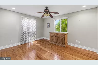 72 S Lisa Drive, Egg Harbor City, NJ 08215 - Photo 10