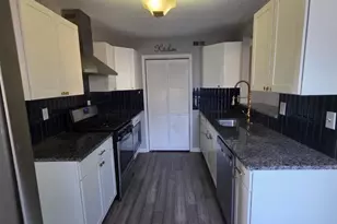 303 Sherwood Dr, Williamstown, NJ 08094 - Photo 10