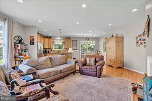 58 Meadow Cir, Mays Landing, NJ 08330 - Photo 6