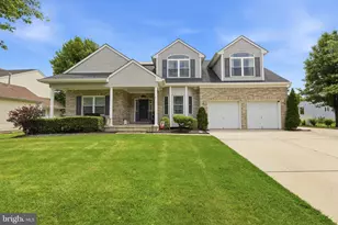 219 Jamestown Blvd, Hammonton, NJ 08037 - Photo 2