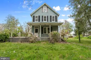 240 New York Ave, Egg Harbor City, NJ 08215 - Photo 2