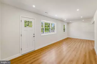 114 S River Dr, Williamstown, NJ 08094 - Photo 2