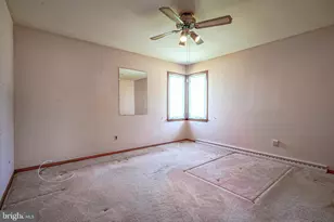 197 Park Ave, Hammonton, NJ 08037 - Photo 20