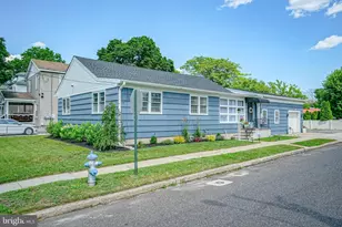 21 N Grand St, Hammonton, NJ 08037 - Photo 2