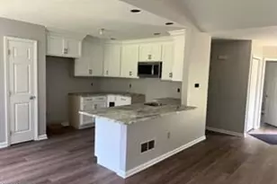 254 S Grand St, Hammonton, NJ 08037 - Photo 2