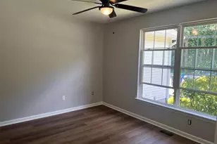 254 S Grand St, Hammonton, NJ 08037 - Photo 6