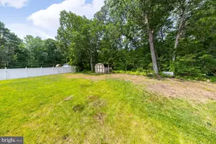 75 Lakeshore Dr, Hammonton, NJ 08037 - Photo 22