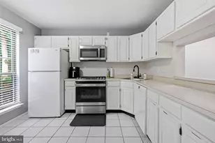 78 Sussex Pl, Absecon, NJ 08205 - Photo 8