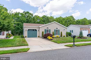 286 Pebble Beach Dr, Mays Landing, NJ 08330 - Photo 1