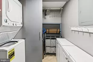 526 Pacific Ave, Atlantic City, NJ 08401 - Photo 18