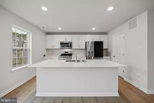 107 Malibu Dr, Egg Harbor Township, NJ 08234 - Photo 6