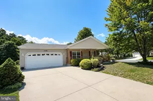 10 Knollwood Dr, Mays Landing, NJ 08330 - Photo 2