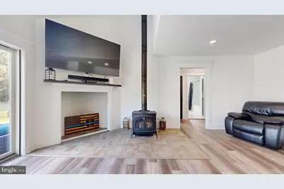 811 Darmstadt Avenue, Egg Harbor City, NJ 08215 - Photo 24