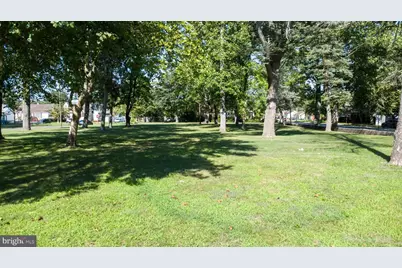 544 St Louis Avenue, Egg Harbor City, NJ 08215 - Photo 2