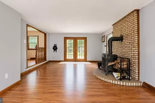6332 Black Horse Pike, Mays Landing, NJ 08330 - Photo 14