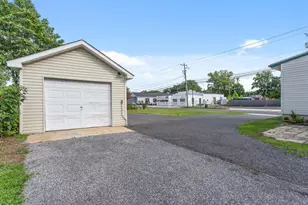 102 Grape St, Hammonton, NJ 08037 - Photo 6