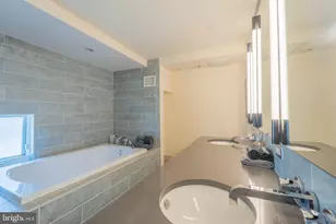 641 Carson Ave, Atlantic City, NJ 08401 - Photo 40