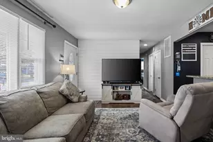 112 E Colton Ln, Williamstown, NJ 08094 - Photo 6