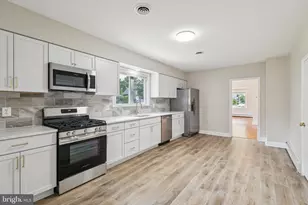 38 Pressey St, Hammonton, NJ 08037 - Photo 10