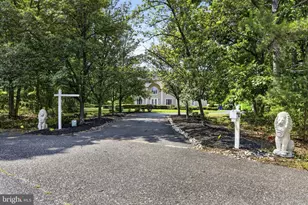 822 E Harlequin Dr, Galloway, NJ 08205 - Photo 2