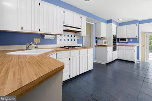 4 Water St, Egg Harbor Township, NJ 08234 - Photo 8