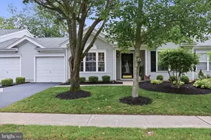 657 E Chancery Ln, Absecon, NJ 08205 - Photo 2