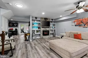 904 Blake Dr, Mays Landing, NJ 08330 - Photo 2