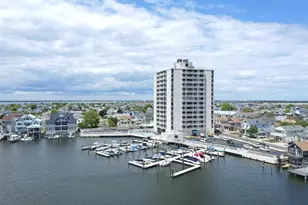 236 N Derby Ave, Ventnor City, NJ 08406 - Photo 2
