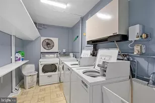 111 S Dudley Ave, Ventnor City, NJ 08406 - Photo 12