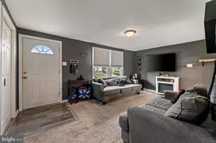 5913 Maple Dr, Mays Landing, NJ 08330 - Photo 6