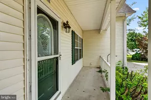 210 Beacon Hill Dr, Egg Harbor Township, NJ 08234 - Photo 4