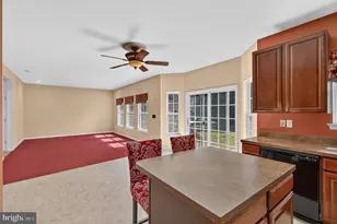 210 Beacon Hill Dr, Egg Harbor Township, NJ 08234 - Photo 16