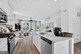 128 Washington St N, Hammonton, NJ 08037 - Photo 6