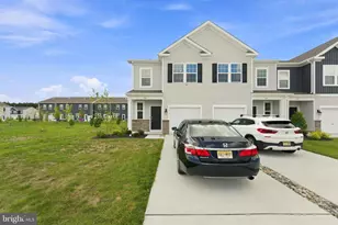 126 Corolla Dr, Egg Harbor Township, NJ 08234 - Photo 2