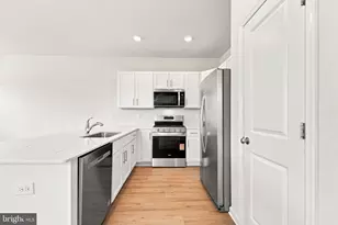 126 Corolla Dr, Egg Harbor Township, NJ 08234 - Photo 10
