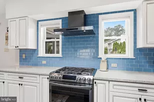 303 Knollwood Dr, Egg Harbor Township, NJ 08234 - Photo 14