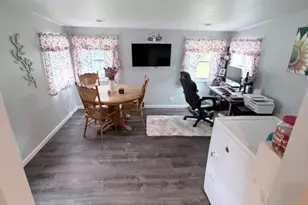 304 Kings Ln, Williamstown, NJ 08094 - Photo 2