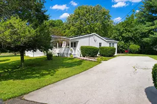 3093 Tremont Ave, Egg Harbor Township, NJ 08234 - Photo 2