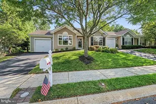 676 E Chancery Ln, Absecon, NJ 08205 - Photo 2