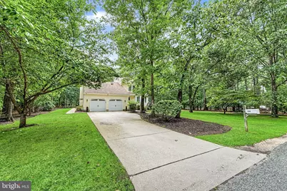 348 E Upland Avenue E, Absecon, NJ 08205 - Photo 1
