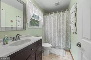 348 E Upland Ave E, Absecon, NJ 08205 - Photo 26