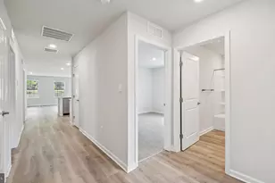 219 Huntington Dr, Egg Harbor Township, NJ 08234 - Photo 6