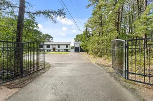 2260 7th Ave, Hammonton, NJ 08037 - Photo 4
