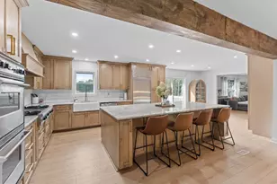 2260 7th Ave, Hammonton, NJ 08037 - Photo 8
