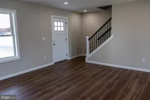207 Sumner St, Buena, NJ 08326 - Photo 6