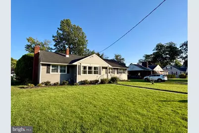 654 Peach Street, Hammonton, NJ 08037 - Photo 2